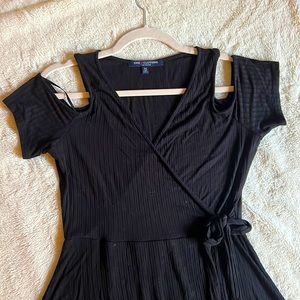 🍊 wrap dress | ribbed knit | cold shoulder | black | one clothing | size M